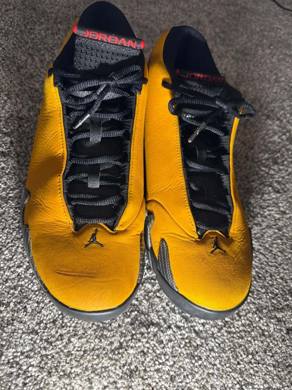 Air Jordan 14 Retro Reverse Ferrari University Gold BQ3685-706